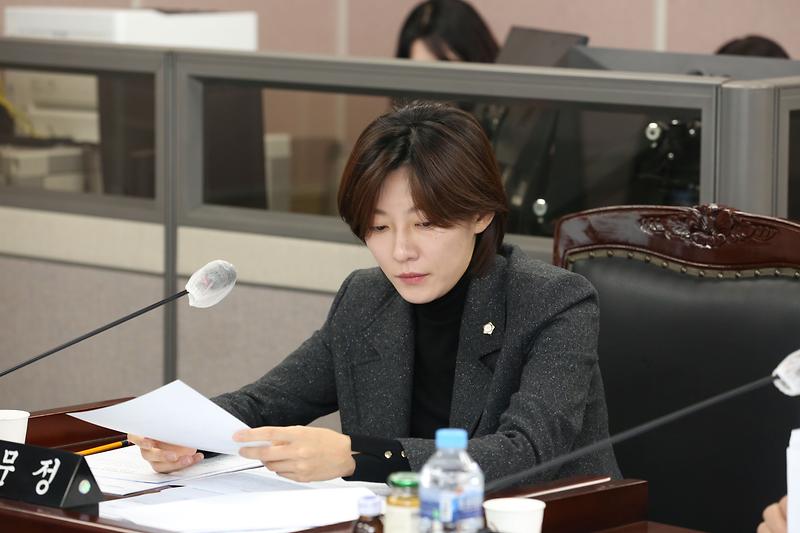 제264회 제1차 환경경제위원회 (2023.11.30.) (장문정 위원) 사진