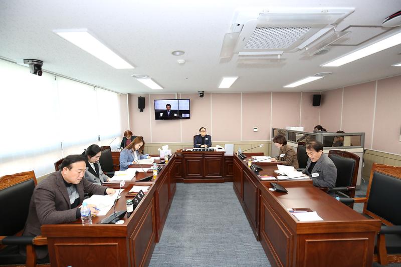 2024.01.24._제265회_제2차_환경경제위원회_(1).jpg 이미지