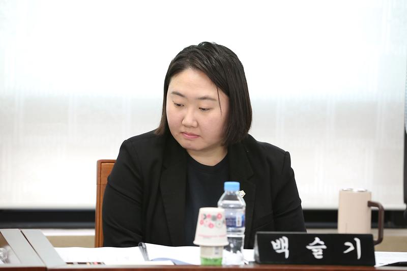 제271회 제1차 환경경제안전위원회(백슬기 위원) 사진