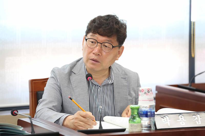 제274회 제1차 환경경제안전위원회(박용갑 위원) 사진
