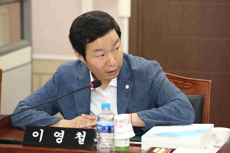 제274회 제4차 환경경제안전위원회(이영철 위원) 사진