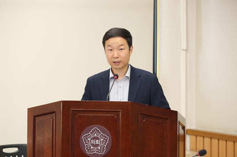 2024.09.04._제269회_제1차_의회운영위원회_(21).jpg 이미지