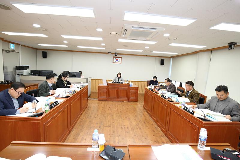 2024.12.06._제271회_제3차_기획행정위원회_(72).jpg 이미지