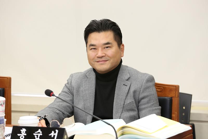 제271회 제4차 기획행정위원회(홍순서 의원) 사진