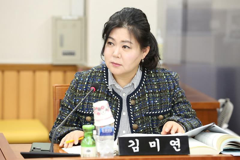 2024.12.09._제271회_제4차_기획행정위원회_(8).jpg 이미지