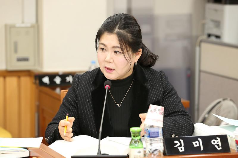 제271회 제5차 기획행정위원회(김미연 위원) 사진