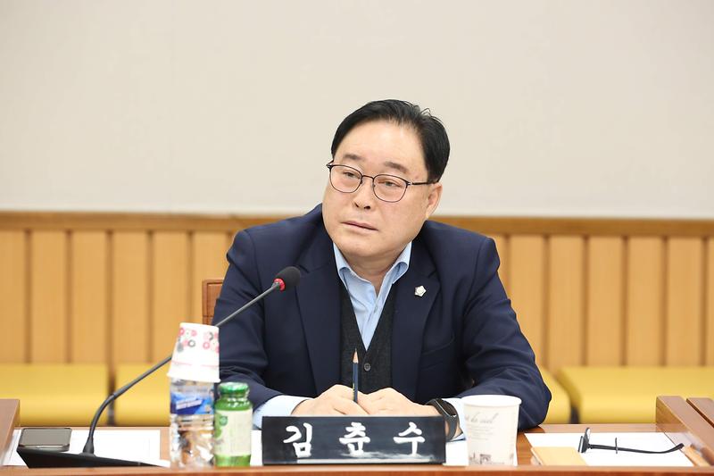 제272회 제1차 기획행정위원회(김춘수 위원) 사진