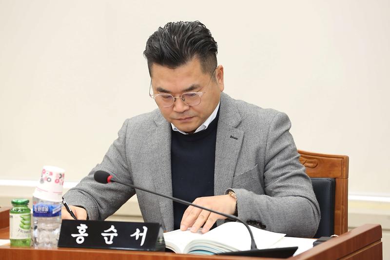 2025.02.10._제272회_제2차_기획행정위원회_(28).jpg 이미지