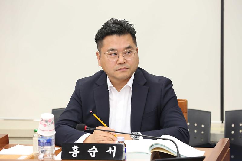 제273회 제2차 기획행정위원회(홍순서 위원) 사진