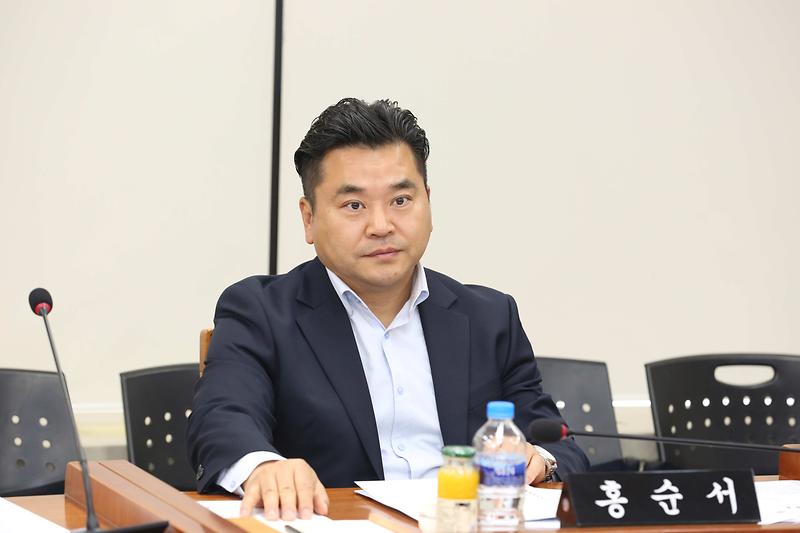 2025.04.08._제273회_제6차_기획행정위원회_(28).jpg 이미지