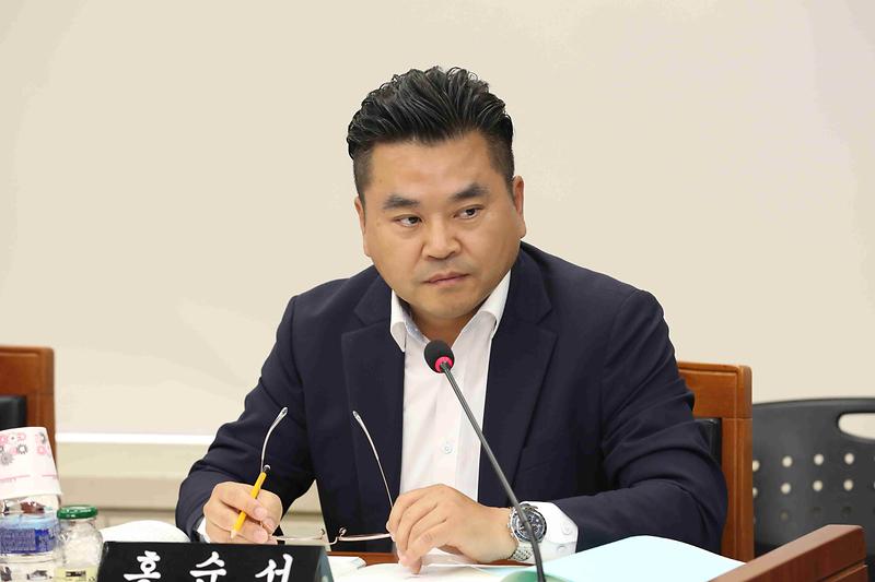 제274회 제3차 기획행정위원회(홍순서 위원) 사진