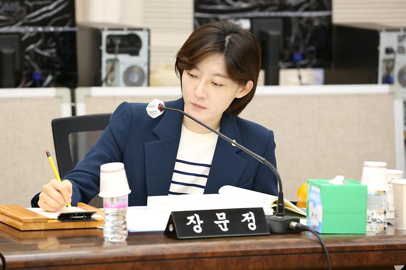 2024.11.22._2024년도_행정사무가사_특별위원회_2일차_(49).jpg 이미지