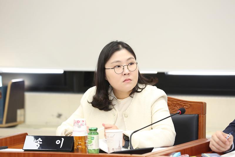 제265회 임시회 복지도시위원회 (송이 위원) 사진