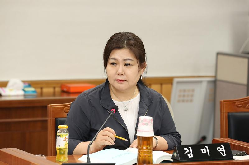 제266회 임시회 복지도시위원회 (김미연 위원) 사진