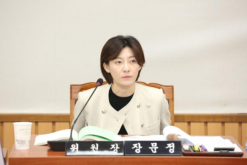 2024.10.11._제270회_제3차_복지도시위원회_(9).jpg 이미지