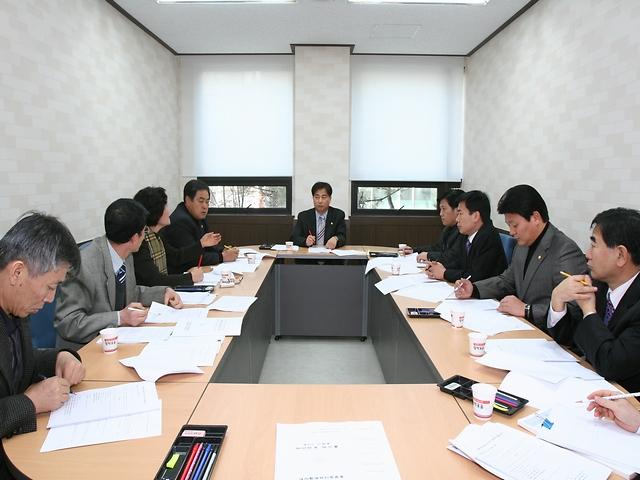 조례정비특별위원회 사진
