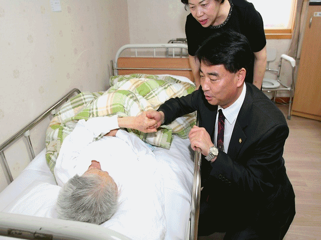 설 맞이 사회복지시설 방문 사진