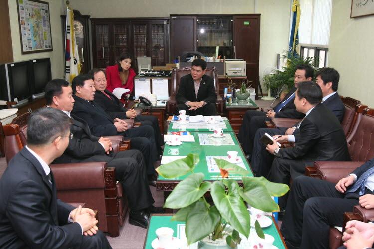 12-12-04-중국산동성 문등시 대표단 방문 (32).jpg 이미지