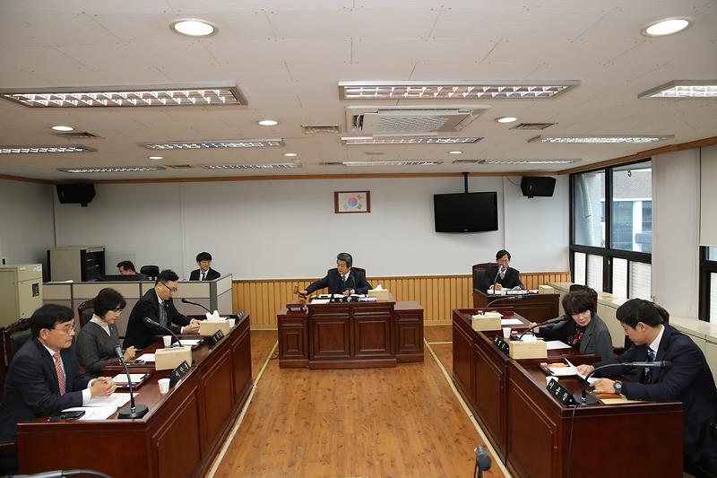 2016-11-21-제1차예산결산위원회_(4).jpg 이미지