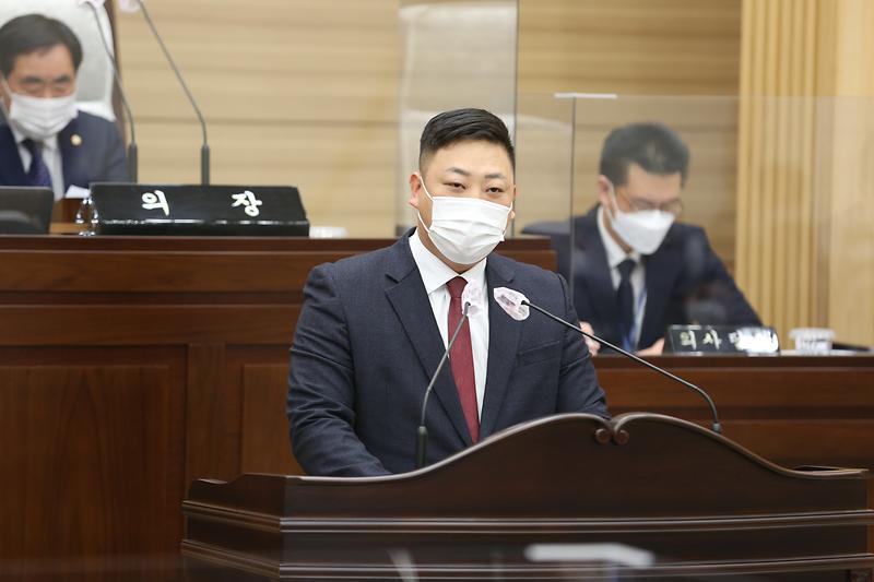 2021.02.16._제242회_서구의회_임시회_제1차_본회의__(41).jpg 이미지