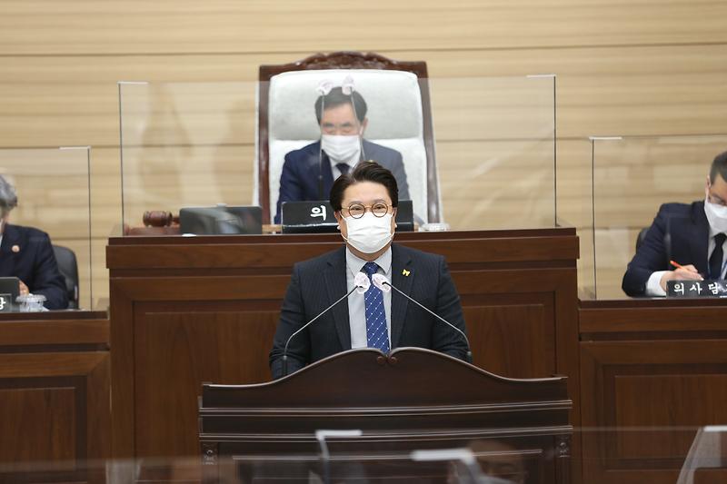 2021.02.16._제242회_서구의회_임시회_제1차_본회의__(9).jpg 이미지
