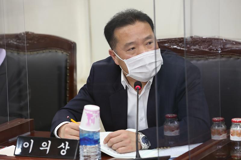 2021.04.07._제243회_제2차_자치행정위원회__(8).jpg 이미지