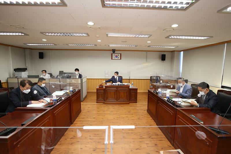 제243회 인천광역시 서구의회 임시회 제3차 복지도시위원회(2021.04.08.) 사진