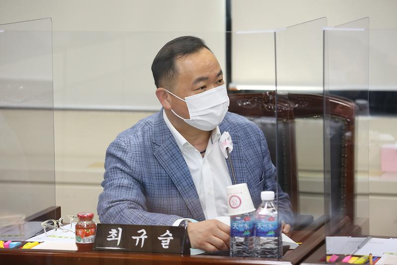 2021.04.08._제243회_제3차_복지도시위원회__(20).jpg 이미지