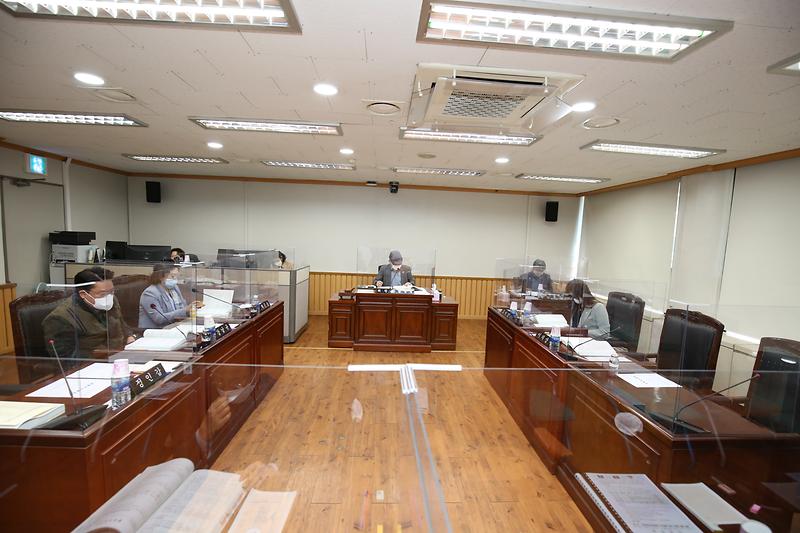제243회 인천광역시 서구의회 임시회 제3차 자치행정위원회(2021.04.08.) 사진