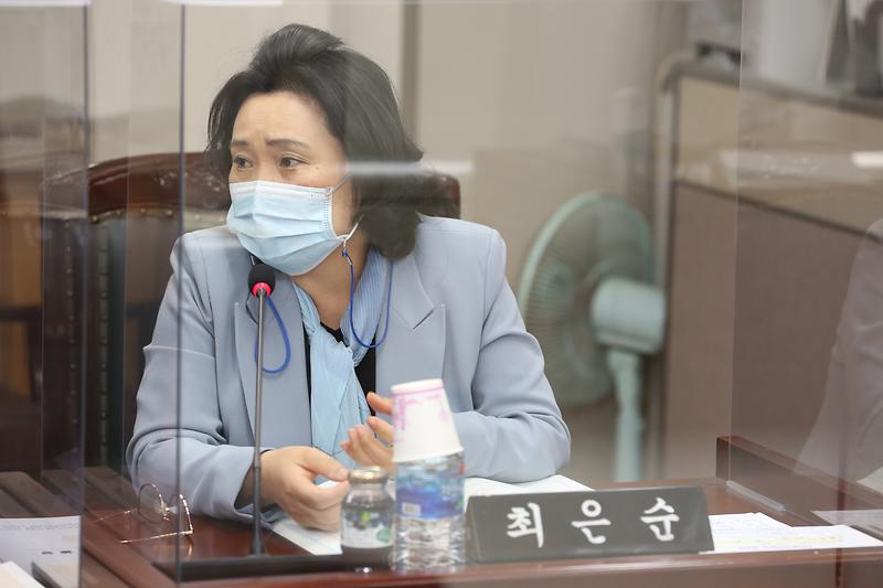 2021.04.09._제243회_제4차_자치행정위원회__(3).jpg 이미지