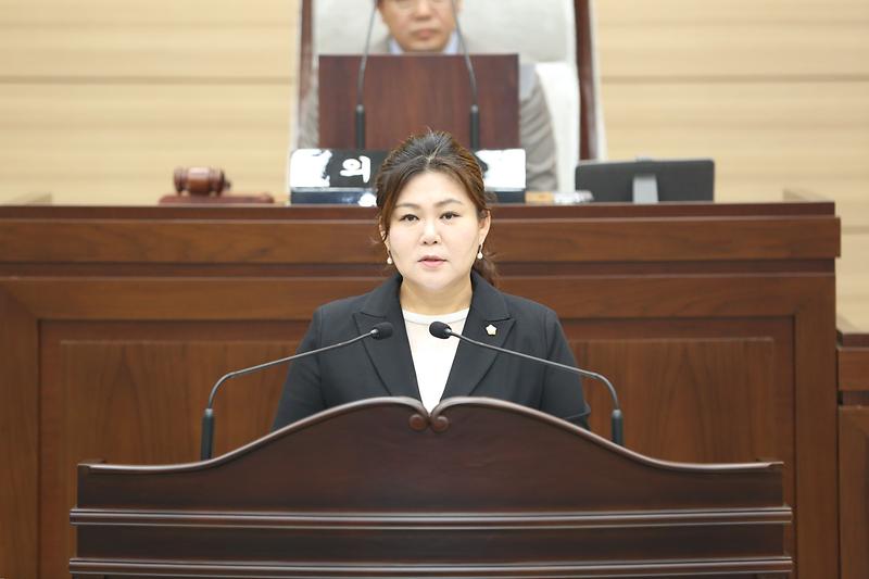 2024.10.16._제270회_서구의회_임시회_제2차_본회의_(33).jpg 이미지