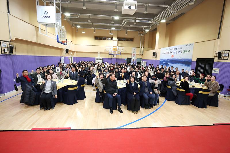 2025.01.16._구청장_새해_첫_방문인사(가좌1,_2,_3,_4동)_(31).jpg 이미지