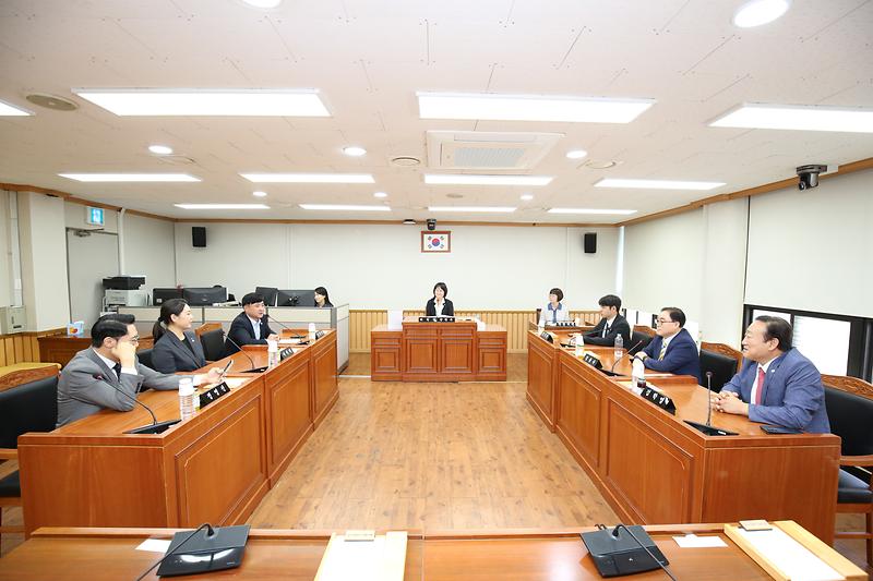 2026.09.11._제283회_임시회_제1차_윤리특별위원회_(30)-.jpg 이미지