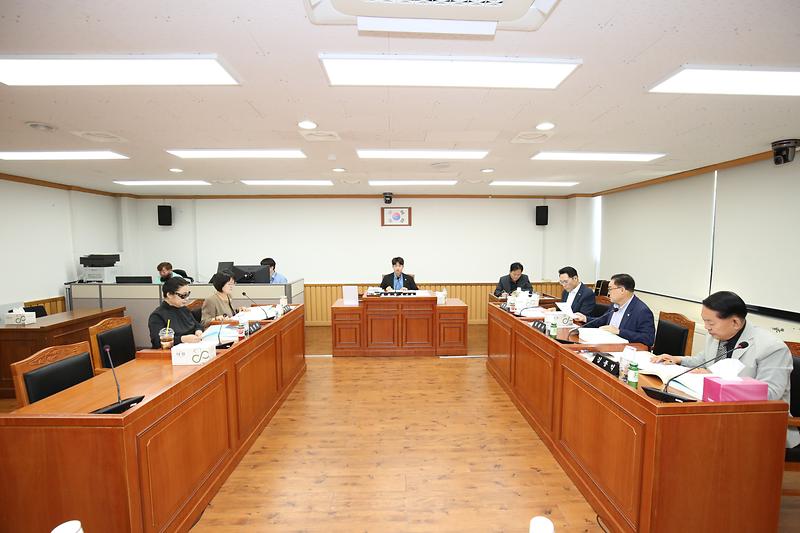 2026.09.18._제283회_임시회_제5차_복지환경도시위원회_(3)-.jpg 이미지