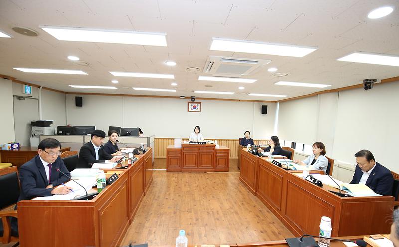 2026.09.18._제283회_임시회_제5차_기획행정안전위원회_(9)-.jpg 이미지