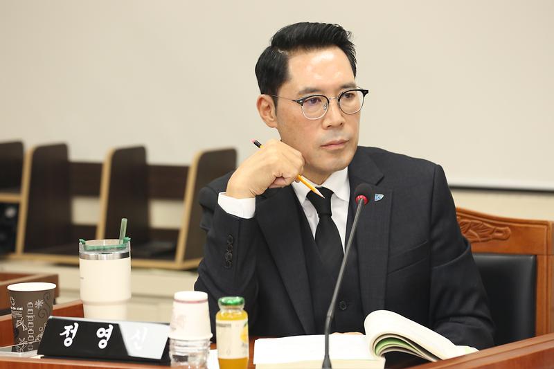 정영신_의원1.jpg 이미지