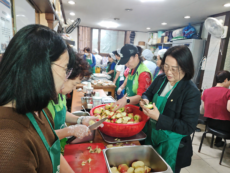 인천곰두리봉사회서구지회 국수봉사 사진