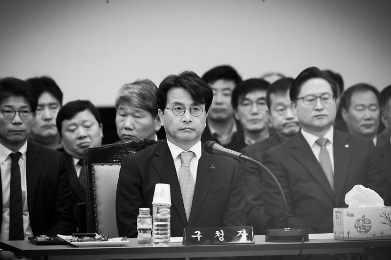 Young-4680.jpg 이미지