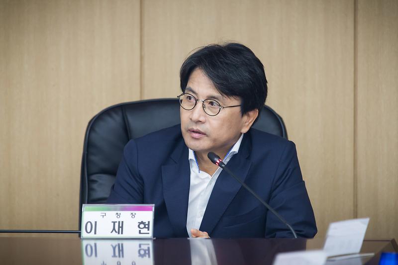 Young-8733.jpg 이미지