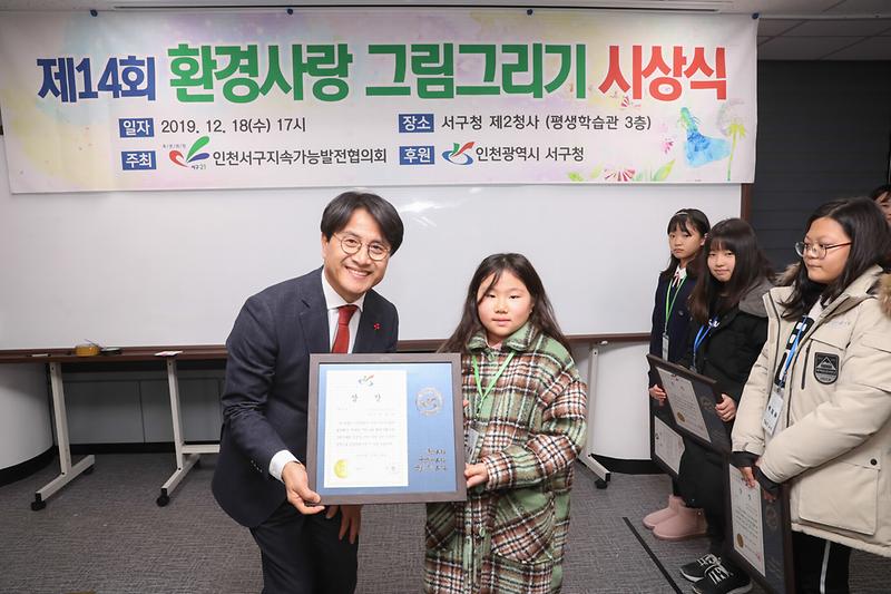 Young-8872.jpg 이미지