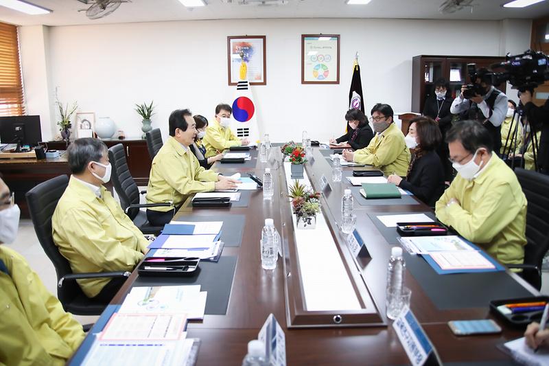 20200402 초은고 국무총리 원격교육 현장 방문 사진