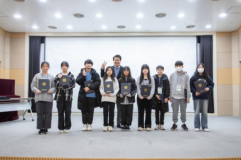 Young-7759.jpg 이미지