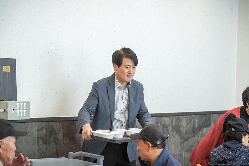 20251015 검단지역 경로위안잔치 사진