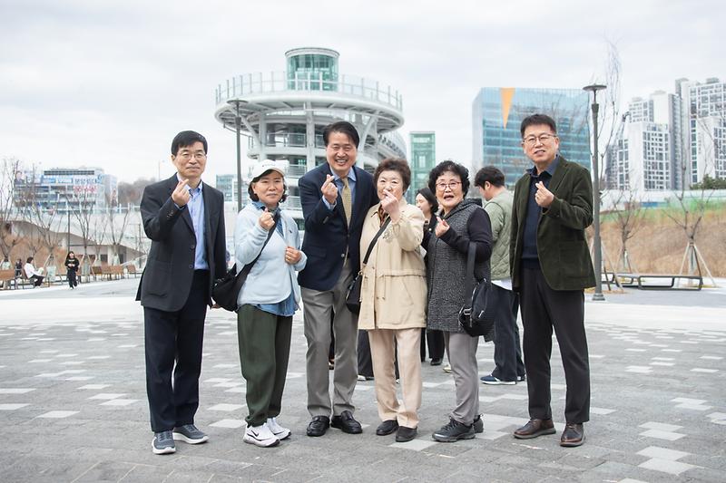 young_9932.jpg 이미지