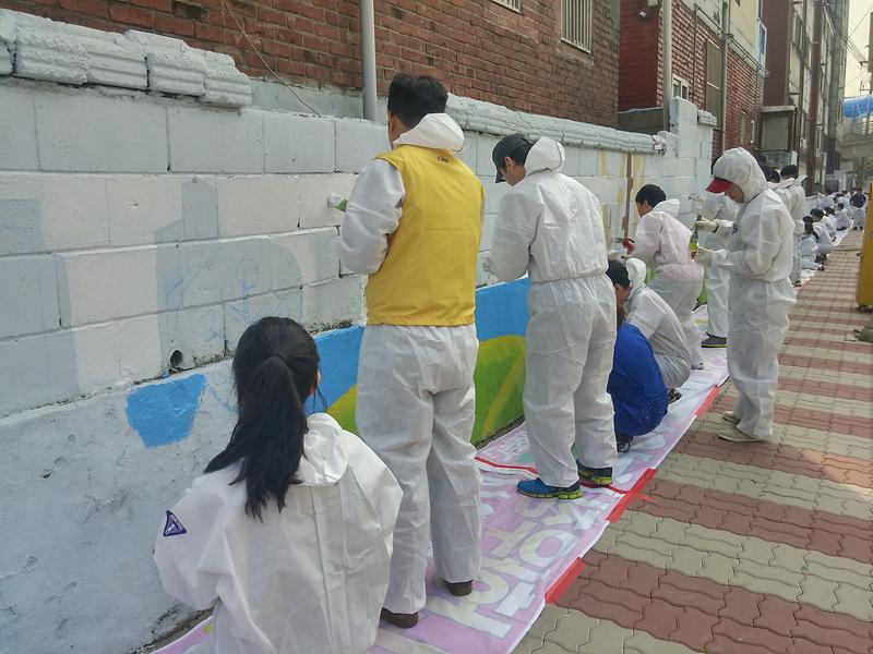 한국서부발전(주)가_후원하는_아름다운_벽화그리기_추진_1.jpg 이미지