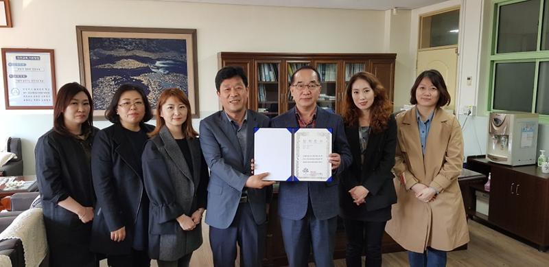 4_서구,_검단3동_청소년지도위원회_장학금_전달.jpg 이미지
