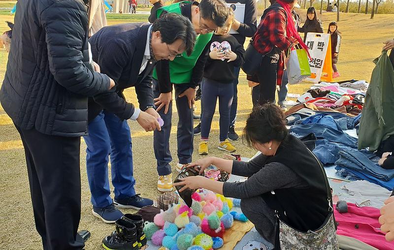 5제4회_클린_서구_알뜰나눔장터_큰_성황.jpg 이미지