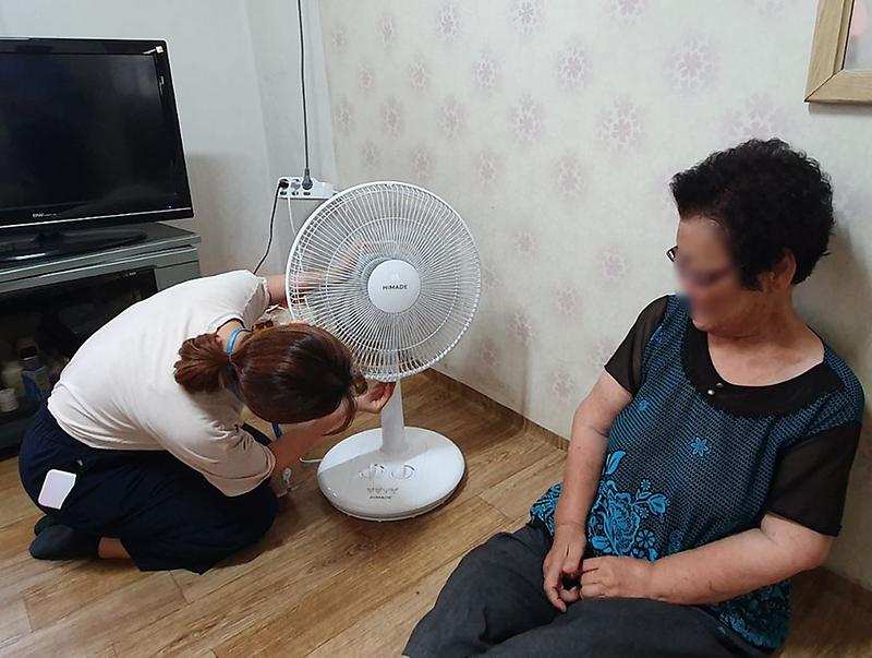 4서구,_취약계층_독거노인_선풍기_지원.jpg 이미지