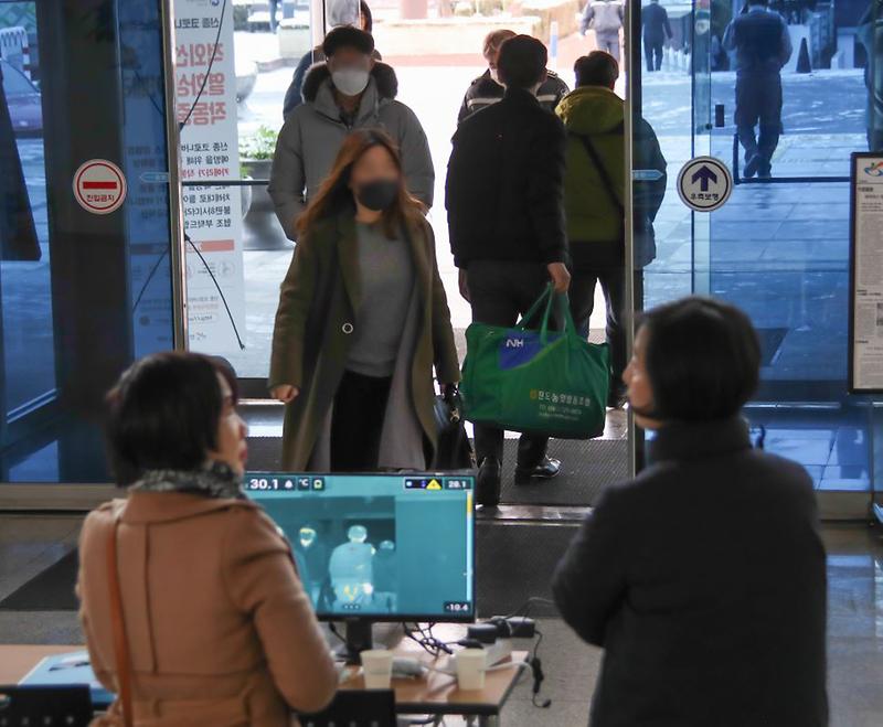 2서구,_열감지_카메라_설치·선별진료소_공간_확충_(3).jpg 이미지