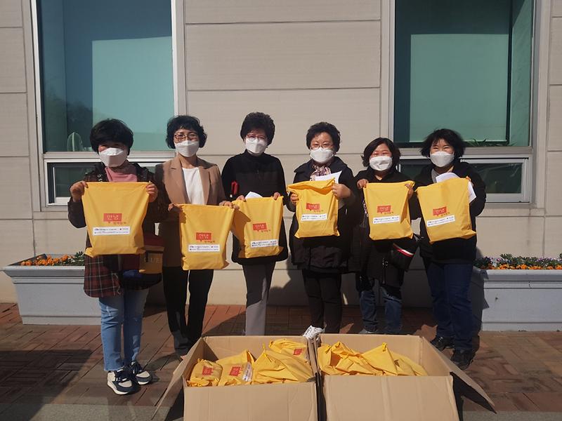 10불로대곡동,_‘사랑의_반찬_배달’사업_진행_.jpg 이미지